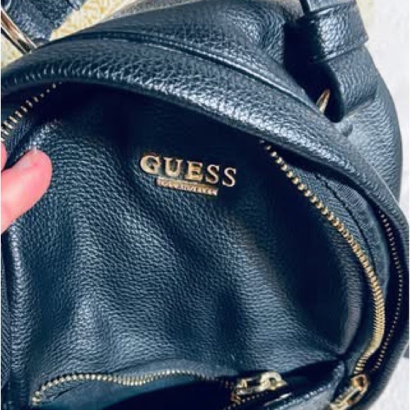 GUESS Black Logo Mini Backpack – Stylish & Compact Everyday Essential! - Picture 3 of 3